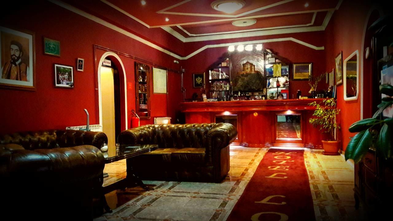 Hotel Lovcen Podgorica Buitenkant foto
